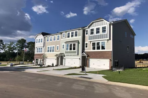 1127 Falling Rock Pl, Durham, NC 27703 photo 2