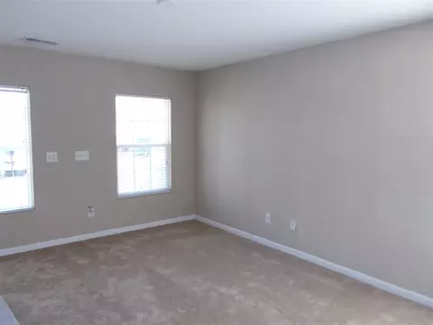 6 Red Spring Ct, Durham, NC 27703 photo 6