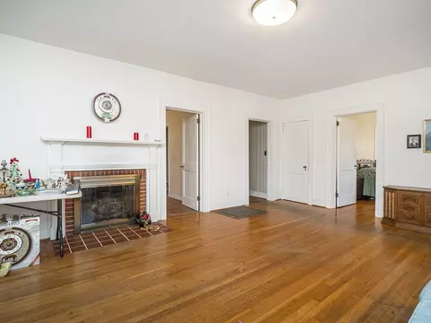 1125 E Main St, Graham, NC 27253 photo 6