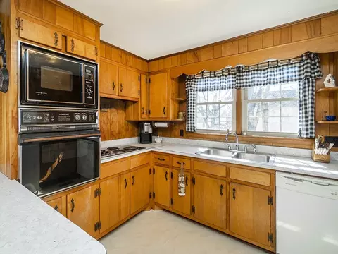 1125 E Main St, Graham, NC 27253 photo 9