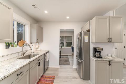 1404 Brompton Ln, Garner, NC 27529 photo 7