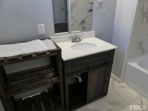 1104 Eva St, Durham, NC 27703 photo 17