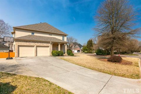 106 Ecklin Ln, Cary, NC 27519 photo 2