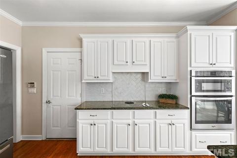 106 Ecklin Ln, Cary, NC 27519 photo 9
