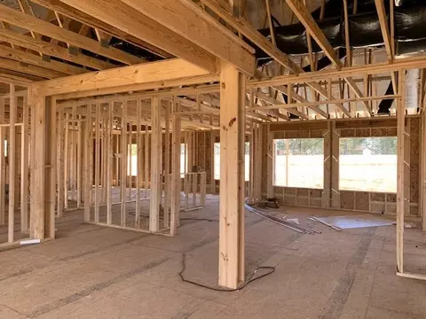 83 Lowery Ln, Benson, NC 27504 photo 2