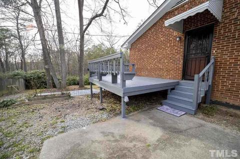 924 Danbury Dr, Durham, NC 27703 photo 3