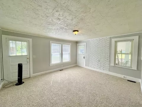 41 Cadale St, Roxboro, NC 27573 photo 4