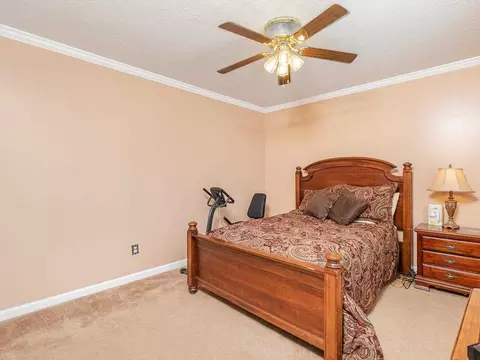 6 Huckleberry Ct, Durham, NC 27713 photo 6