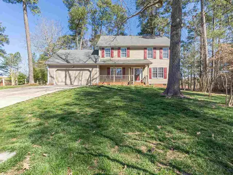 6 Huckleberry Ct, Durham, NC 27713 photo 2