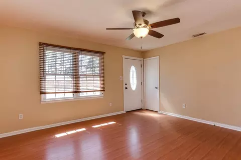 410 Laurel Dr, Smithfield, NC 27577 photo 5
