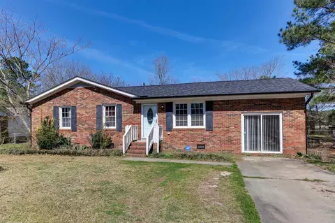 410 Laurel Dr, Smithfield, NC 27577 photo 2