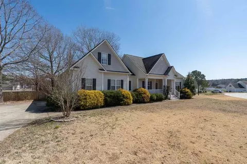 98 Moonlight Dr, Garner, NC 27529 photo 2