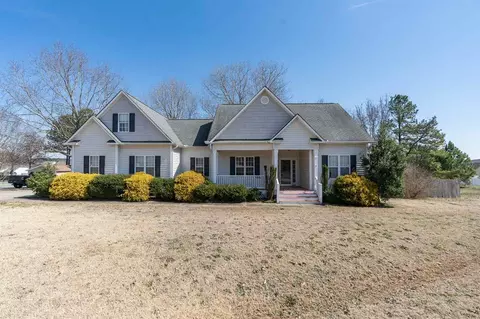 98 Moonlight Dr, Garner, NC 27529 photo 1