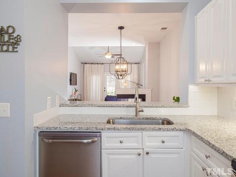 8317 Amber Leaf Ct, Raleigh, NC 27612 photo 9