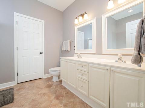 8317 Amber Leaf Ct, Raleigh, NC 27612 photo 12
