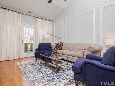 8317 Amber Leaf Ct, Raleigh, NC 27612 photo 4
