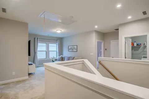 1038 Lippincott Rd, Durham, NC 27703 photo 17