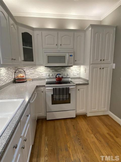 3928 Longmeadow Dr, Mebane, NC 27302 photo 8