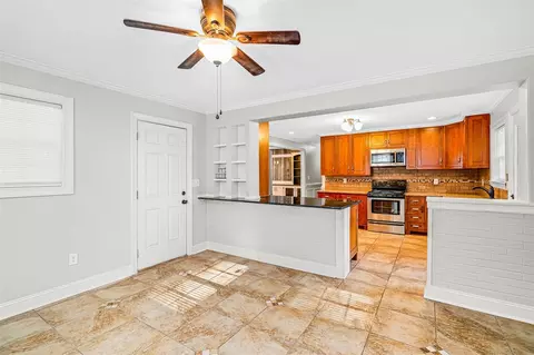 1110 Cherry Dr, Durham, NC 27707 photo 9