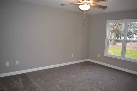 609 E Pearsall St, Dunn, NC 28334 photo 23