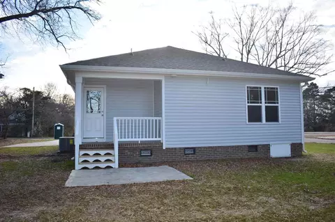 609 E Pearsall St, Dunn, NC 28334 photo 5