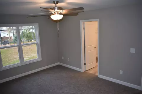 609 E Pearsall St, Dunn, NC 28334 photo 24
