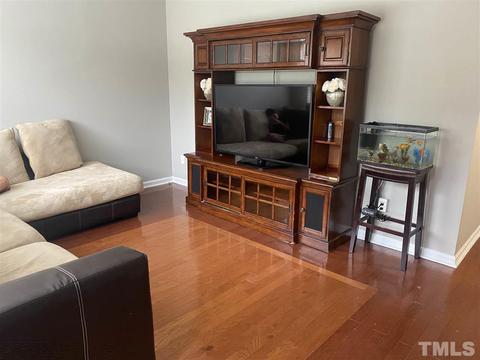 1518 Lantern Pl, Durham, NC 27707 photo 4