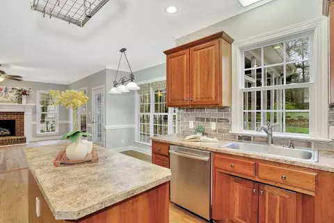 2421 Cotesworth Dr, Wake Forest, NC 27587 photo 7