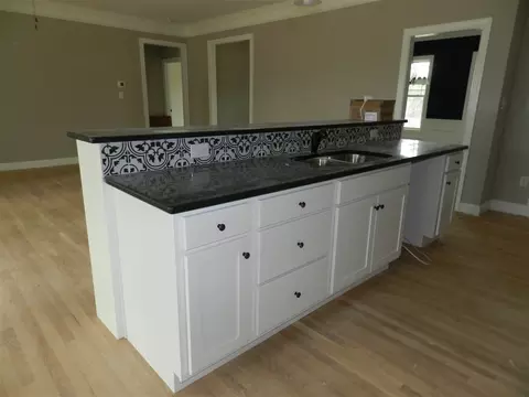 35 Flora Dr, Benson, NC 27504 photo 8