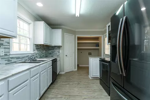 2556 Sumter Dr, Garner, NC 27529 photo 6
