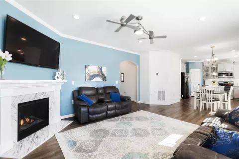 107 Peninsula Ct, Durham, NC 27703 photo 6