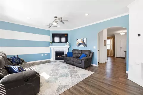 107 Peninsula Ct, Durham, NC 27703 photo 8