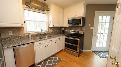 301 Old Fox Trl, Durham, NC 27713 photo 4