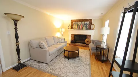 301 Old Fox Trl, Durham, NC 27713 photo 2