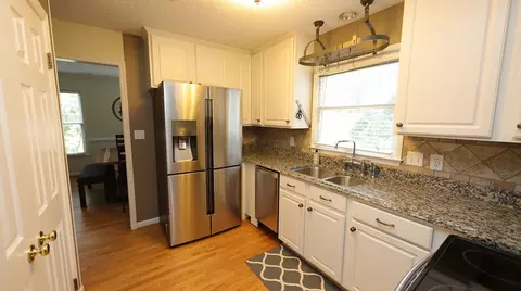 301 Old Fox Trl, Durham, NC 27713 photo 5