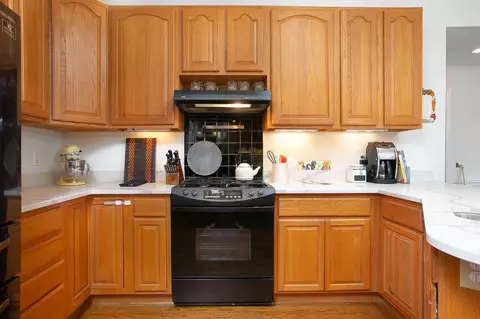 4 Lucerne Ln, Durham, NC 27707 photo 7