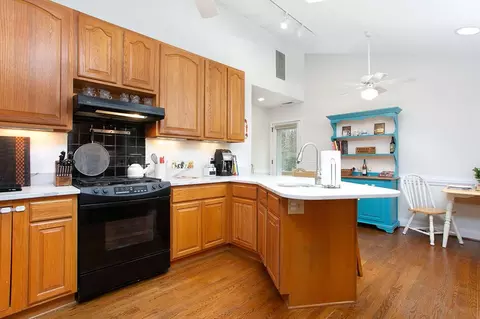 4 Lucerne Ln, Durham, NC 27707 photo 8