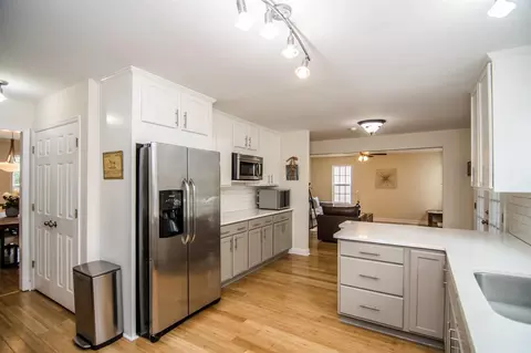 2602 E Shoreham St, Durham, NC 27707 photo 6