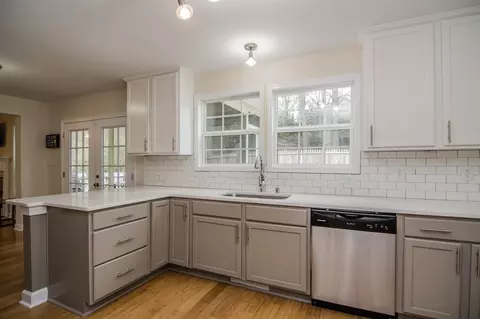 2602 E Shoreham St, Durham, NC 27707 photo 7