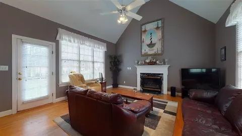 24 Ballard Ct, Durham, NC 27712 photo 10