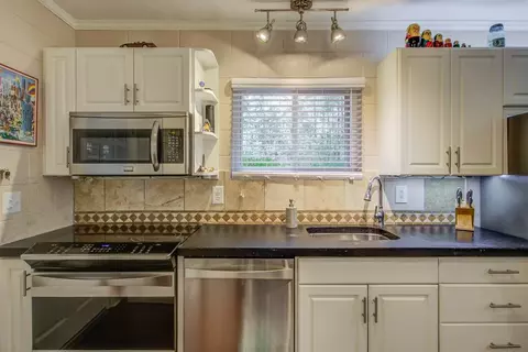 2716 Ashley St, Durham, NC 27704 photo 15