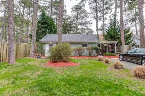 2716 Ashley St, Durham, NC 27704 photo 3