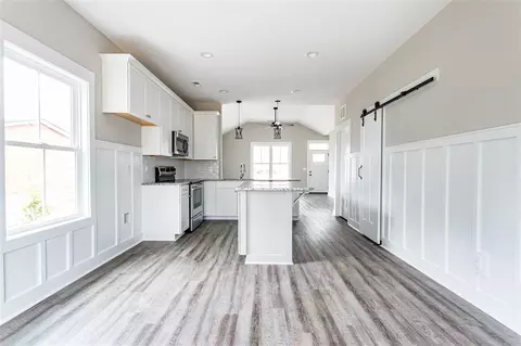 604 W Walnut St, Selma, NC 27576 photo 13
