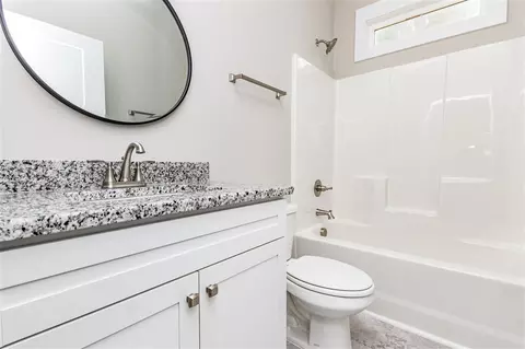 604 W Walnut St, Selma, NC 27576 photo 17