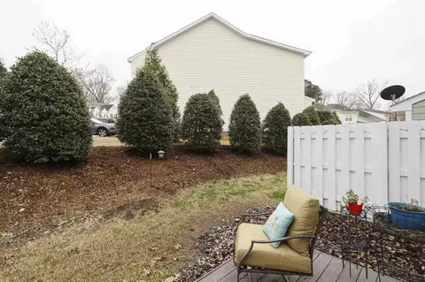97 Grapevine Trl, Durham, NC 27707 photo 3