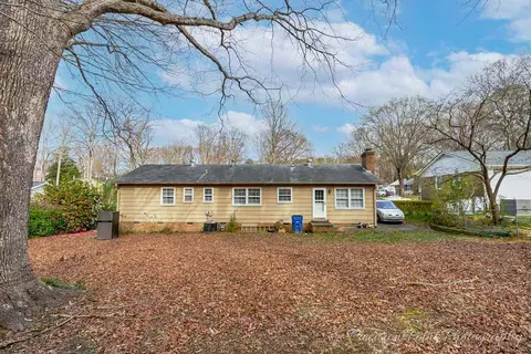 5801 Rangeley Dr, Raleigh, NC 27609 photo 3