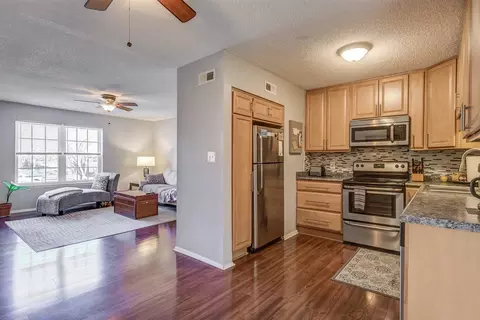 1216 Manassas Ct #C, Raleigh, NC 27609 photo 15