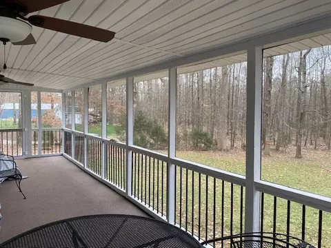 202 Waters Edge Loop, Henderson, NC 27537 photo 3