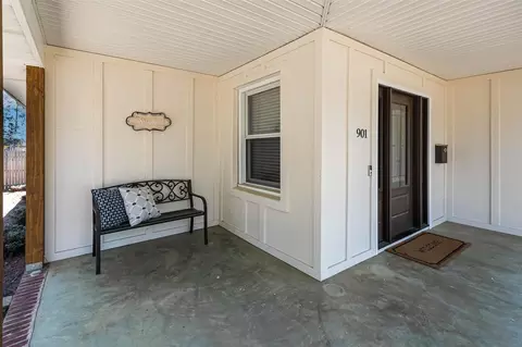 901 S 1st St, Smithfield, NC 27577 photo 5