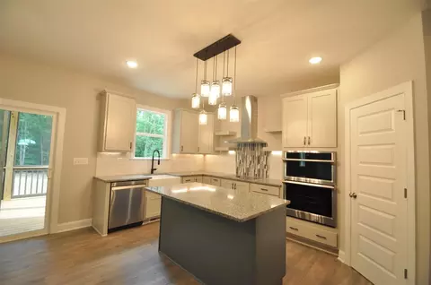 125 Sledge Farm Dr, Spring Hope, NC 27882 photo 2